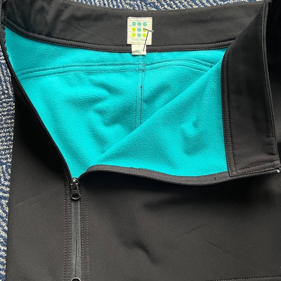 Title Nine Bun Warmer Skirt - Picture 3 of 4